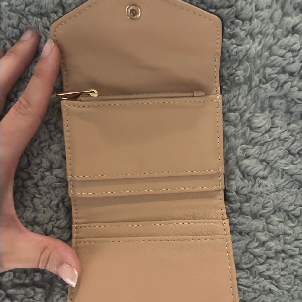 Universal Thread Snakeskin Wallet - Picture 3 of 3